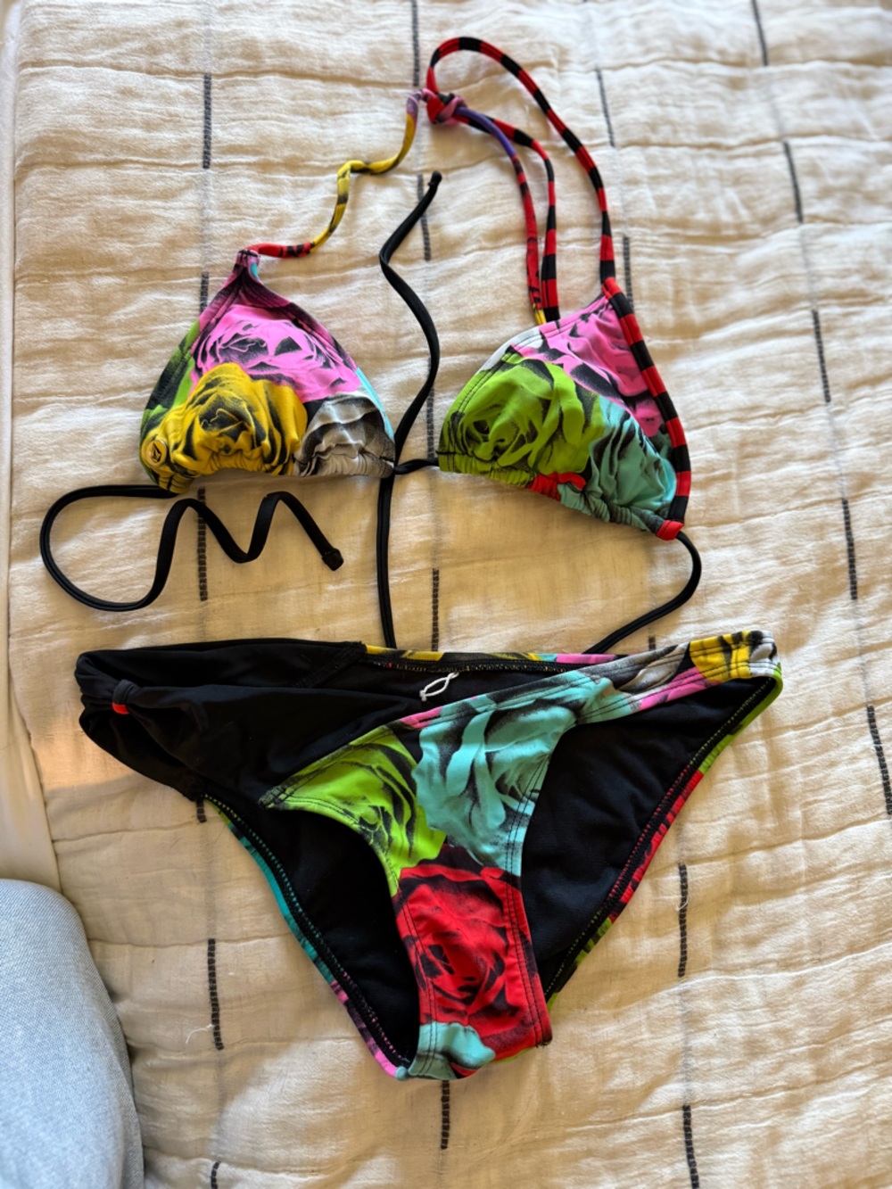 Vintage Volcom Multicolor Floral Roses Triangle Bikini
